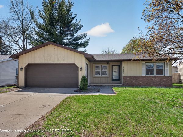 4767 Wolf Run Avenue, Kentwood, MI 49548