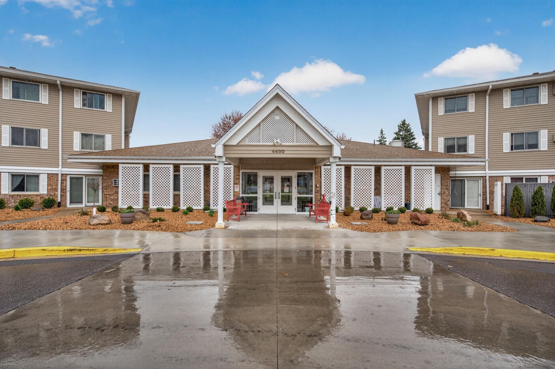 4400 36th Avenue N, Robbinsdale, MN 55422