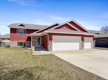 819 11th Street S, Sartell, MN 56377