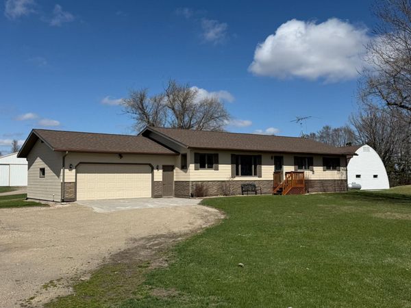 16187 County Road 8, Barney, ND 58008