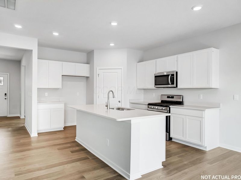 119 Vine Grove Drive , Circleville, OH 43113 Photo 2