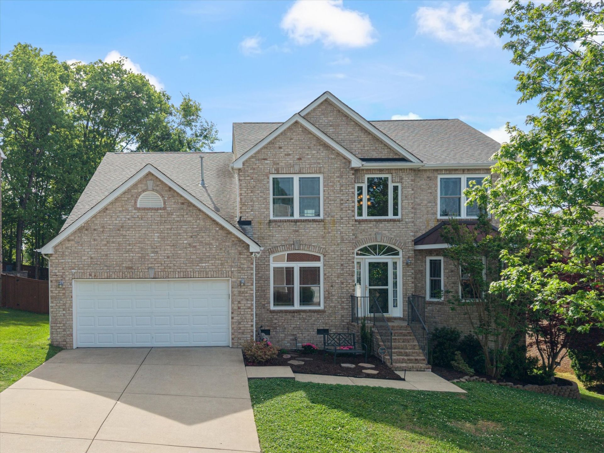 6327 Sunnywood Dr, Antioch, TN 37013 Main Photo