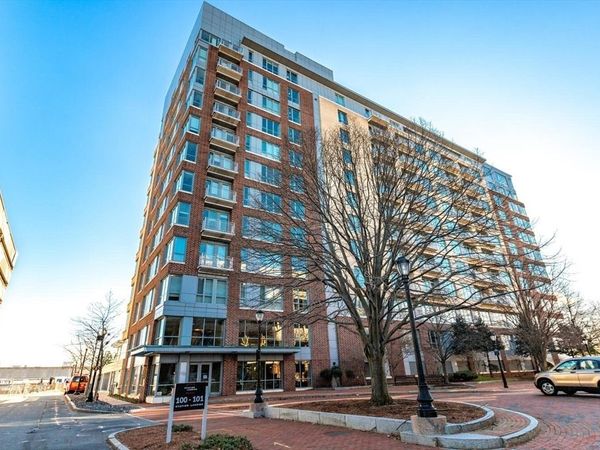 100 Station Landing, Unit 501, Medford, MA 02155