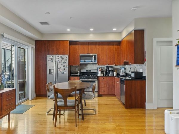 200 Silver Street, Unit 5, Boston, MA 02127
