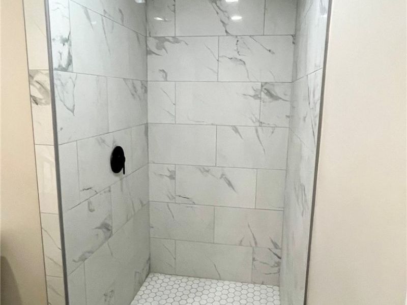 42009 Adelbert Street, Elyria, OH 44035 Photo 12