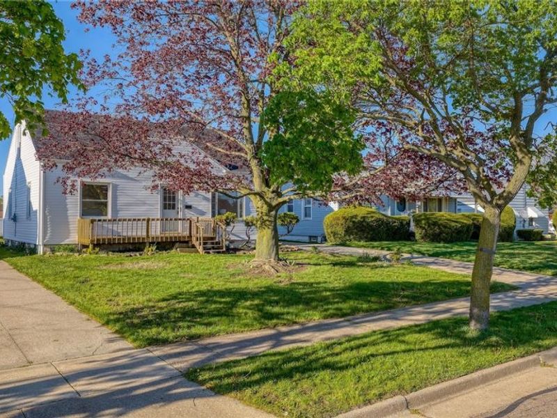 2127 Quayle Drive, Akron, OH 44312 Photo 3