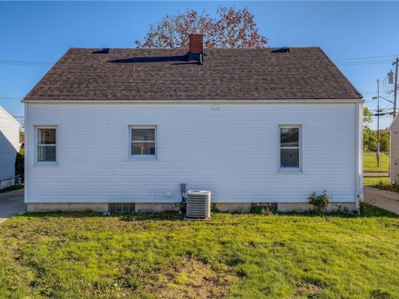 2127 Quayle Drive, Akron, OH 44312 Photo 4