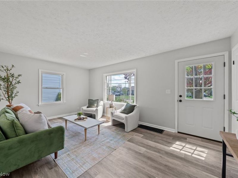 2127 Quayle Drive, Akron, OH 44312 Photo 7