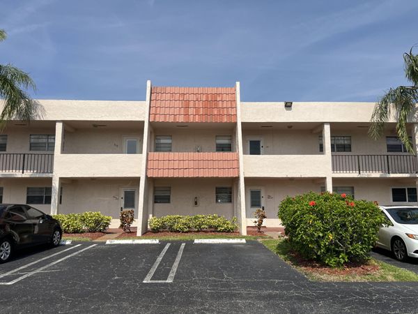2500 Fiore Way, Unit 1110, Delray Beach, FL 33445