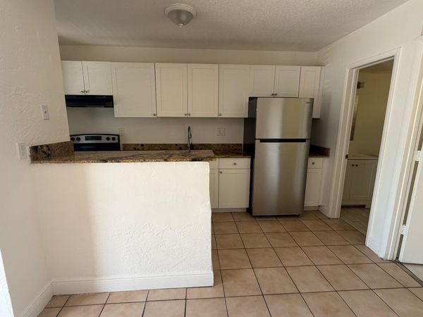 4051 N Dixie Highway, Unit 11, Oakland Park, FL 33334