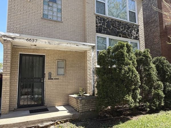 6637 S Whipple Street , Unit 2, Chicago, IL 60629