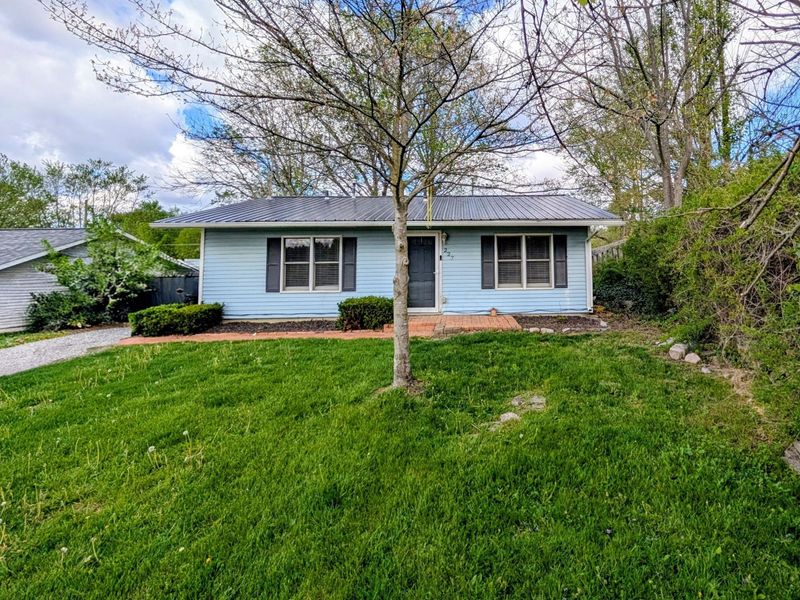227 W Jersey Street, Johnstown, OH 43031 Photo 1