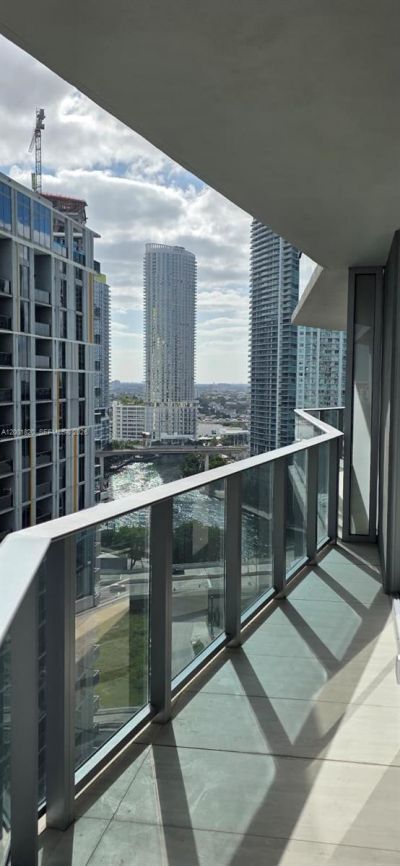 77 SE 5th Street, Unit 2108, Miami, FL 33131 Photo