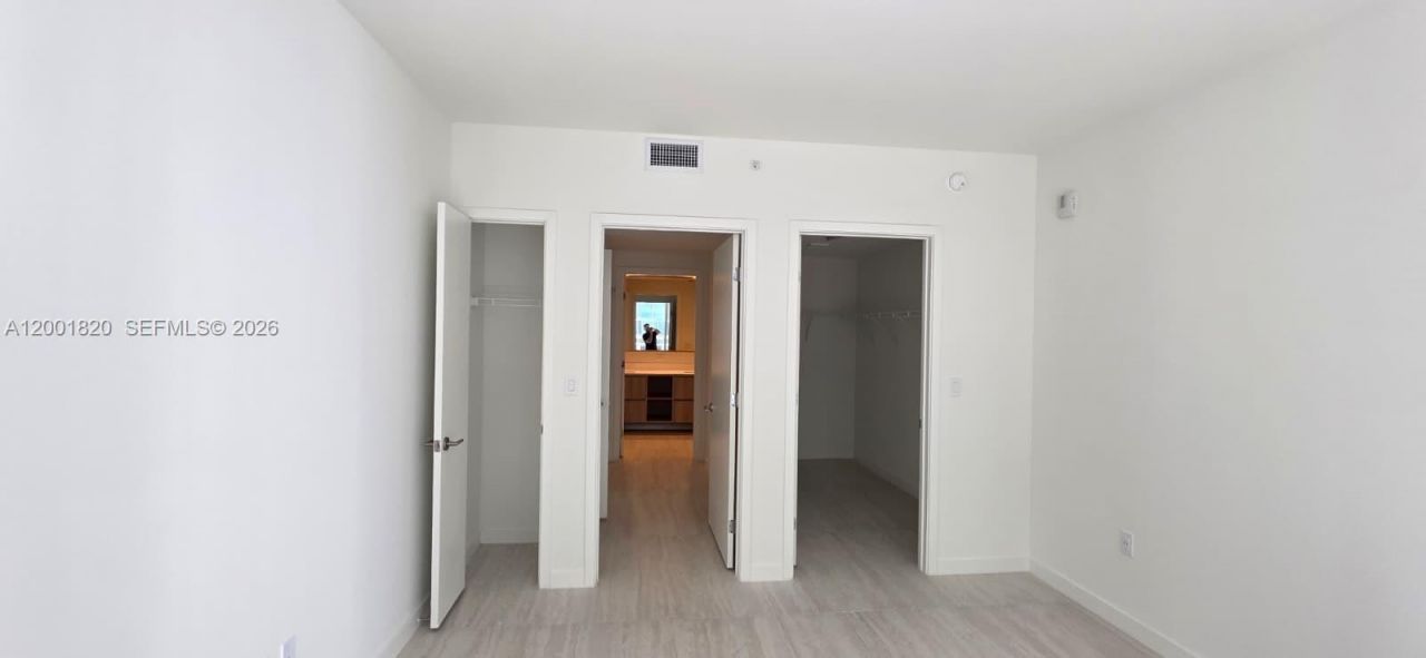 77 SE 5th Street, Unit 2108, Miami, FL 33131 Photo