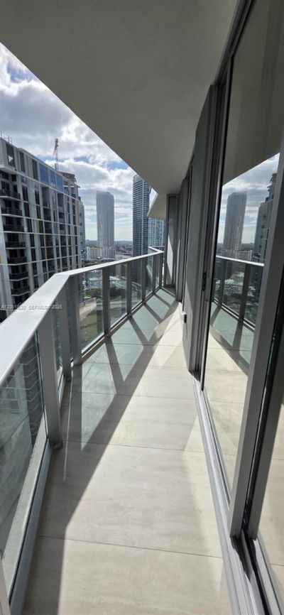 77 SE 5th Street, Unit 2108, Miami, FL 33131 Photo