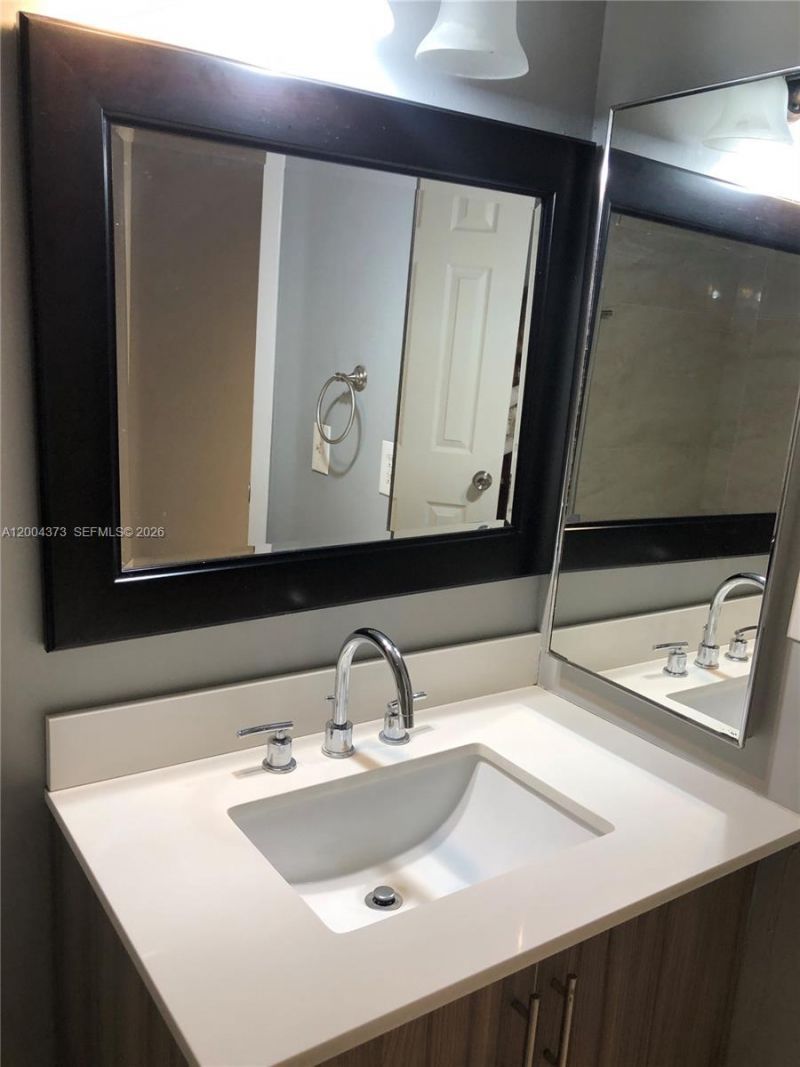 8761 Wiles Rd, Unit 306, Coral Springs, FL 33067 Photo