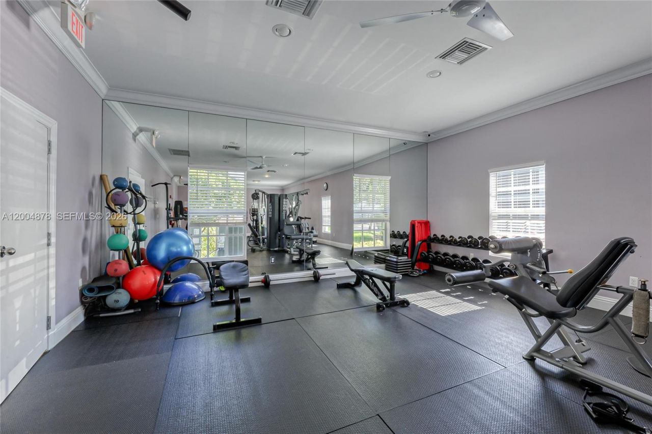 6207 Bay Cub Dr, Unit 1, Fort Lauderdale, FL 33308 Photo