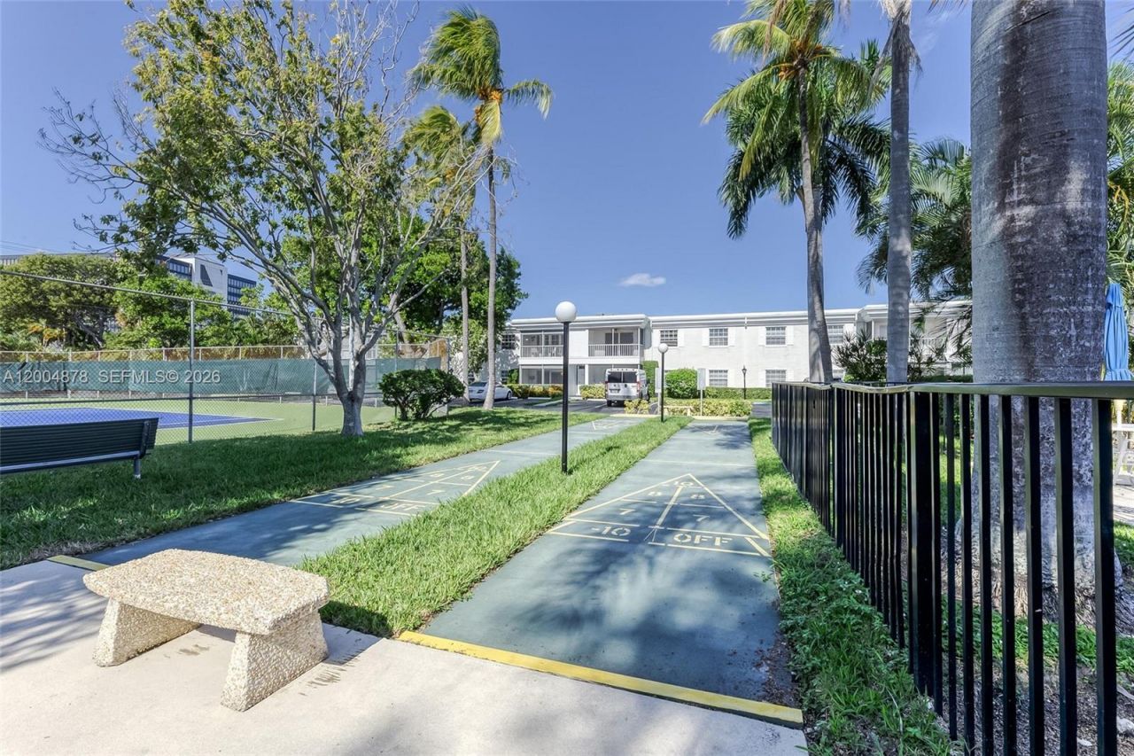 6207 Bay Cub Dr, Unit 1, Fort Lauderdale, FL 33308 Photo