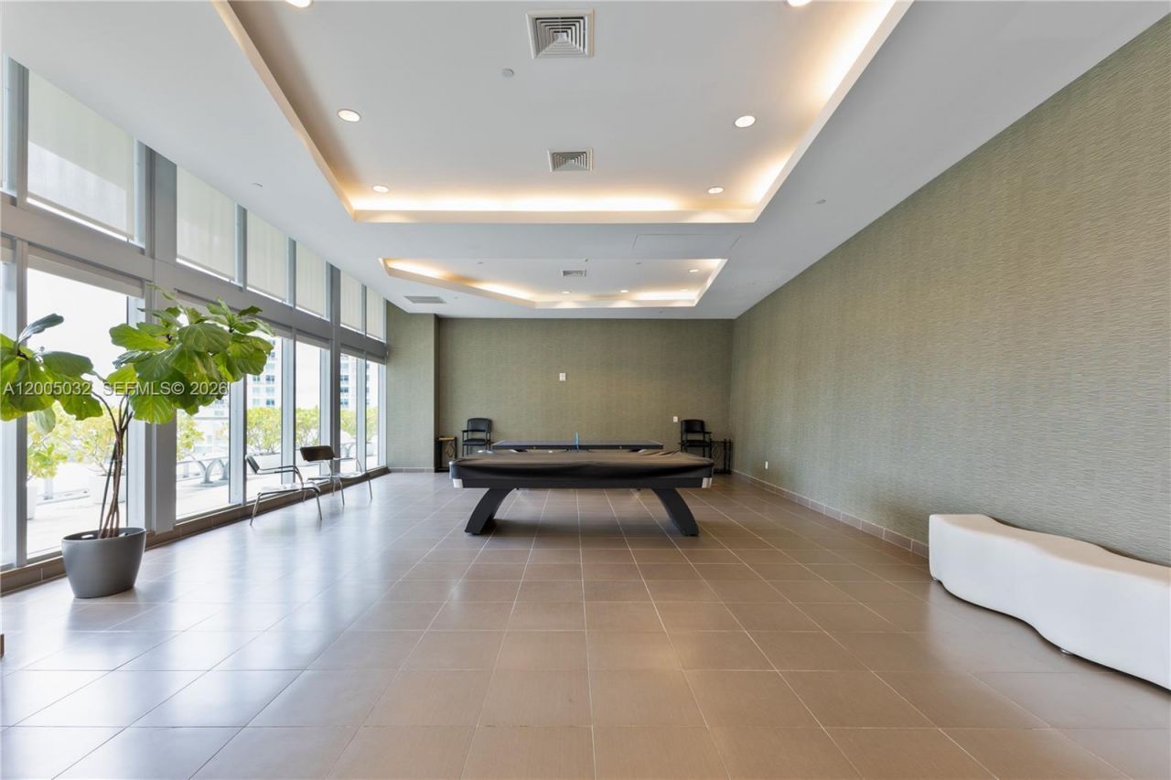 1111 SW 1st Ave, Unit LPH3820-, Miami, FL 33130 Photo