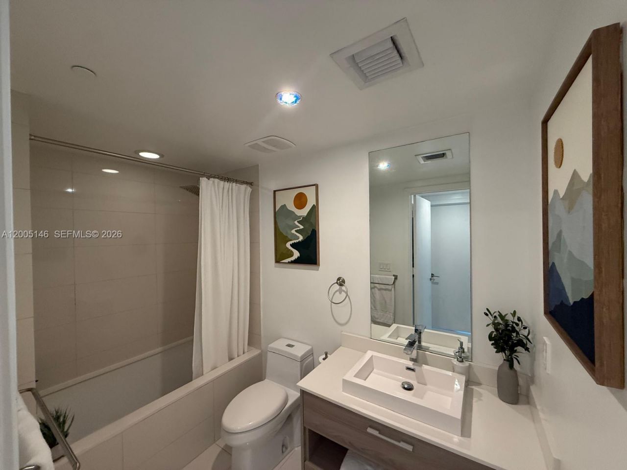 1300 S Miami Ave, Unit 3107, Miami, FL 33130 Photo