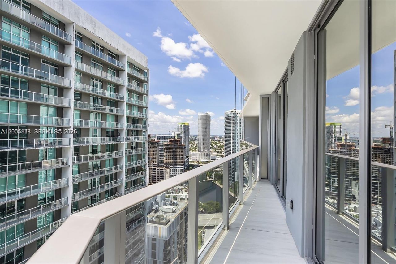 77 SE 5th Street , Unit 1815, Miami, FL 33131 Photo