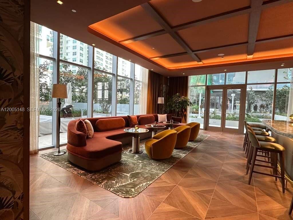 77 SE 5th Street , Unit 1815, Miami, FL 33131 Photo