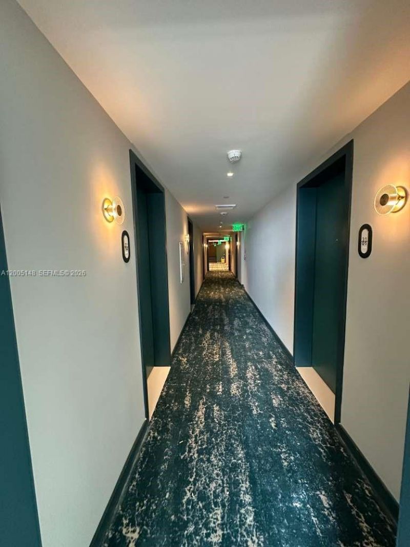 77 SE 5th Street , Unit 1815, Miami, FL 33131 Photo