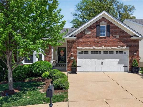 1324 Greystone Estates Lane, St Louis, MO 63146