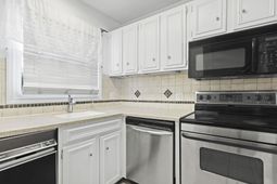 4505 N Kings Hwy. photo 4