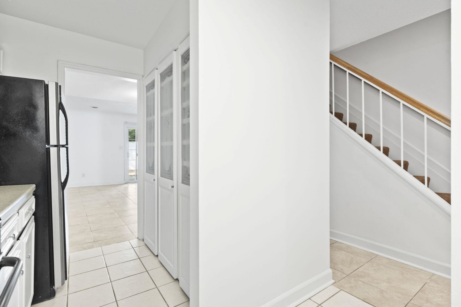 4505 N Kings Hwy. Photo 7