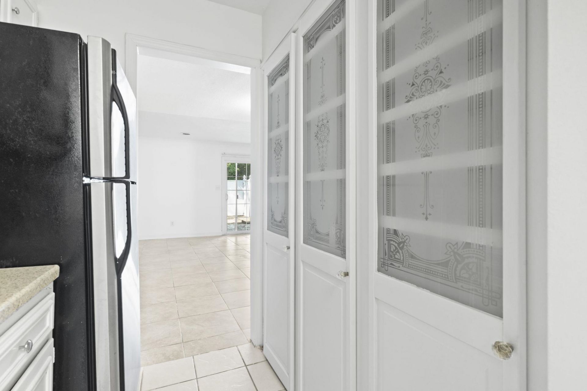 4505 N Kings Hwy. Photo 8