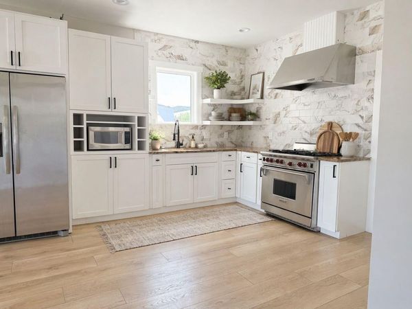 100 W Caskey ST , Florence, TX 76527