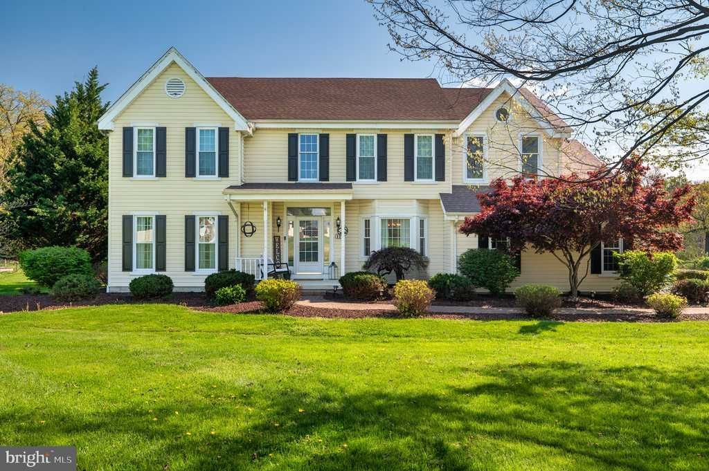 11 MEADOW WOOD LANE, LANDENBERG, PA 19350