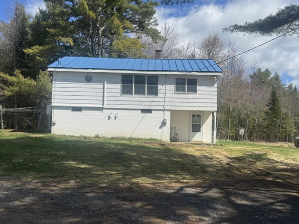 960 Mullen Road , Stetson, ME 04488