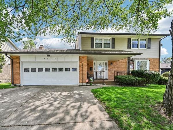 1576 Burchwood Drive, Fairborn, OH 45324