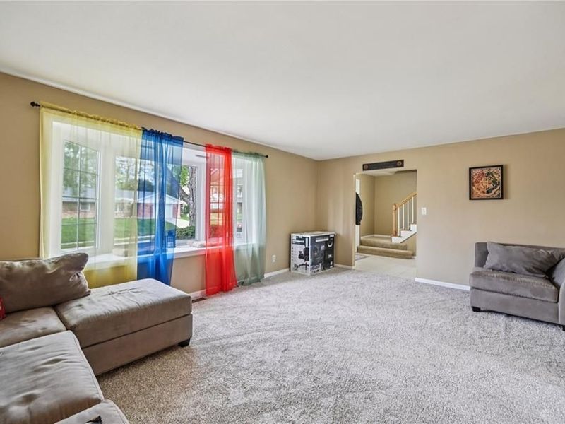 1576 Burchwood Drive, Fairborn, OH 45324 Photo 3