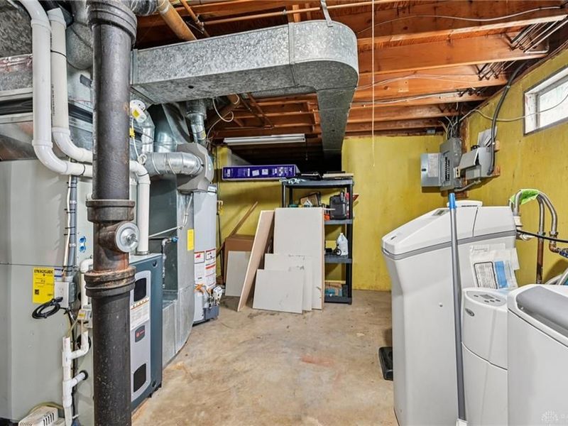 1576 Burchwood Drive, Fairborn, OH 45324 Photo 30