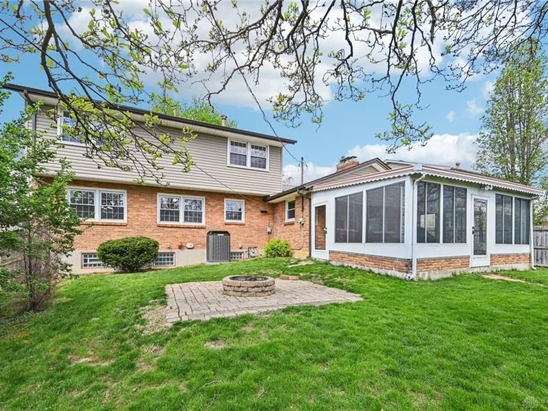 1576 Burchwood Drive, Fairborn, OH 45324 Photo 34