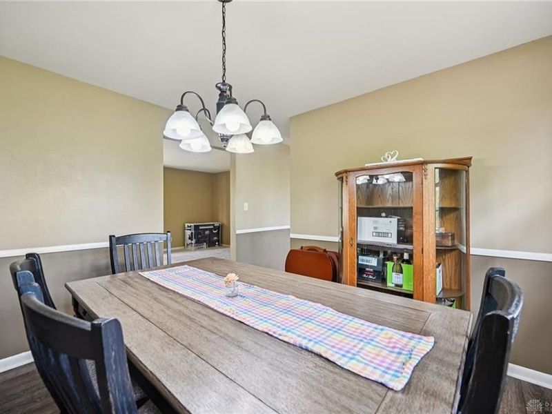 1576 Burchwood Drive, Fairborn, OH 45324 Photo 4