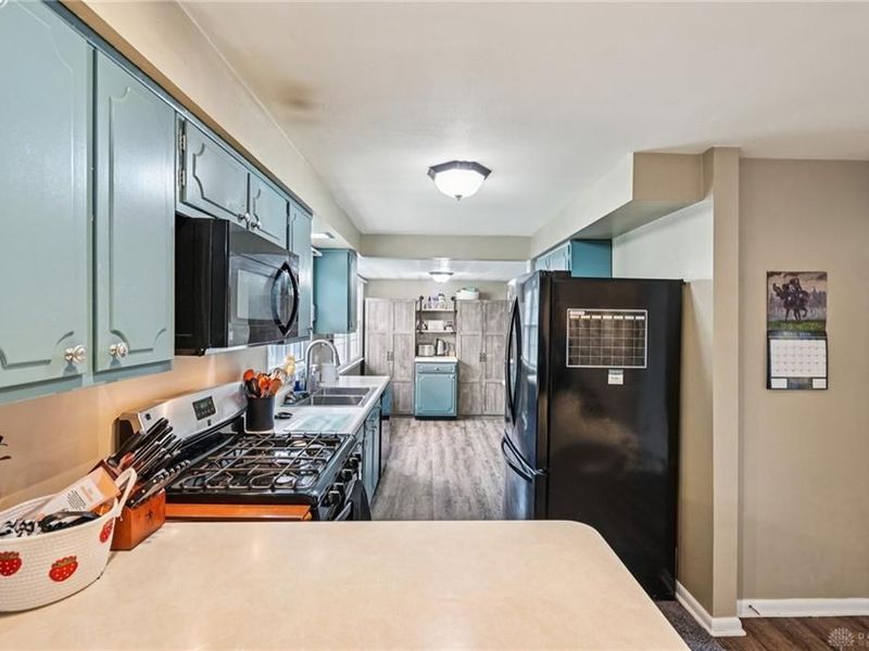 1576 Burchwood Drive, Fairborn, OH 45324 Photo 5