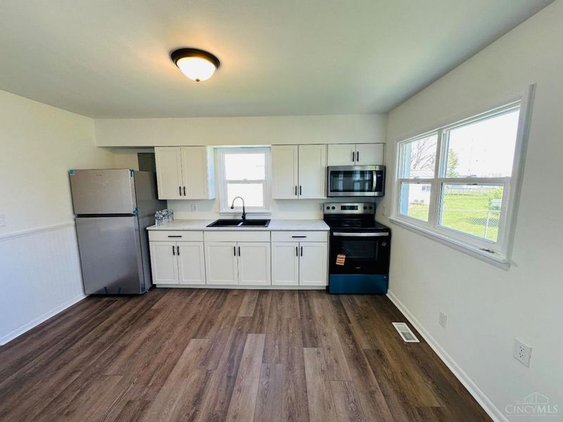 958 Laurel Street, Wilmington, OH 45177 Photo 4