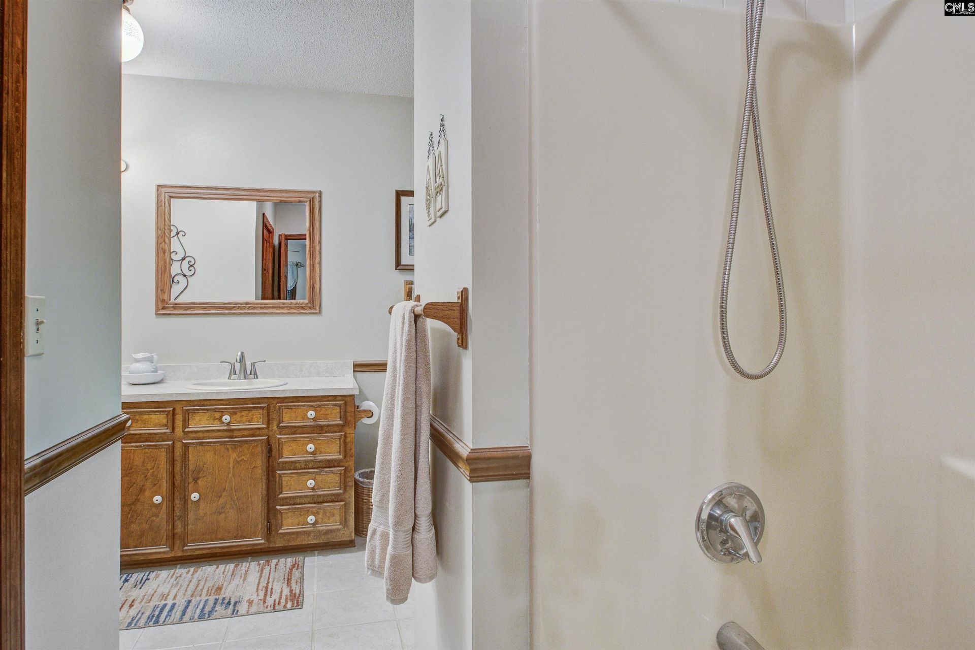663 Hickory Hill Road Photo 17