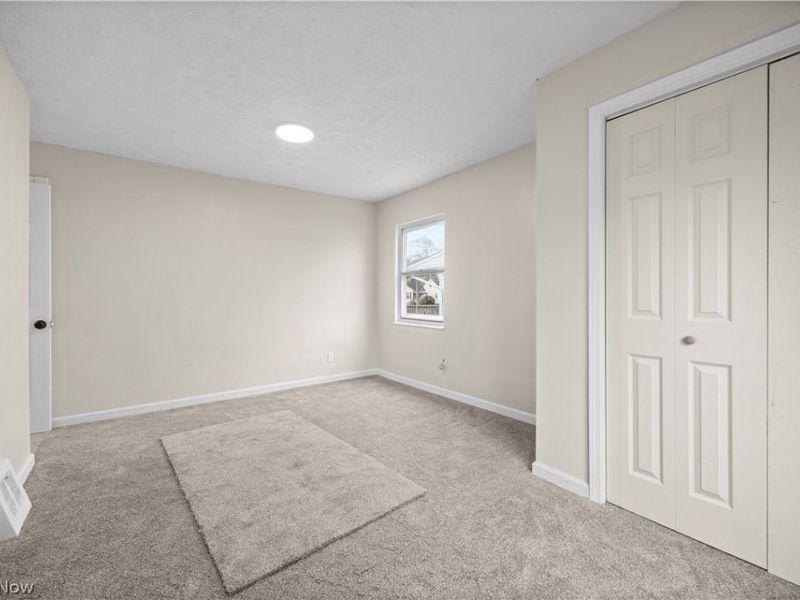 624 Eastern Heights Boulevard, Elyria, OH 44035 Photo 18