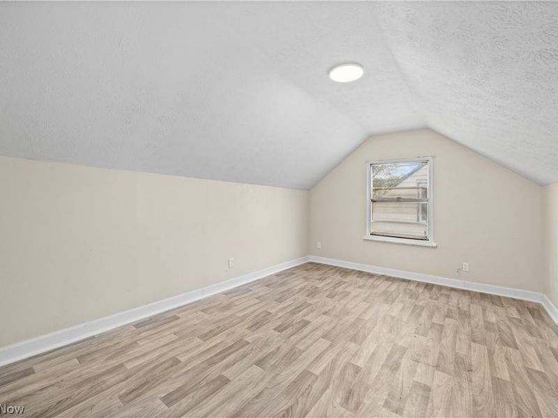 624 Eastern Heights Boulevard, Elyria, OH 44035 Photo 24