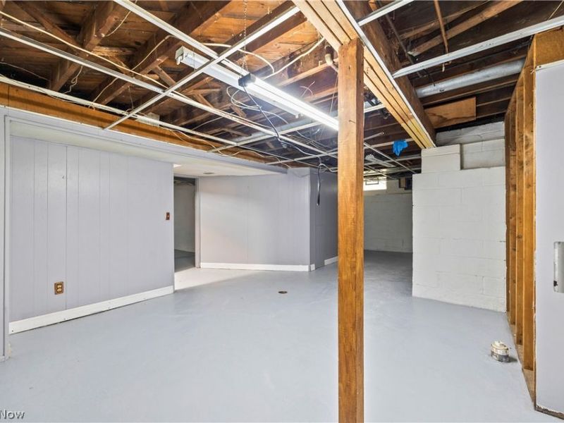 624 Eastern Heights Boulevard, Elyria, OH 44035 Photo 29