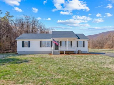 850 GREENWOOD RD, CROZET, VA 22932