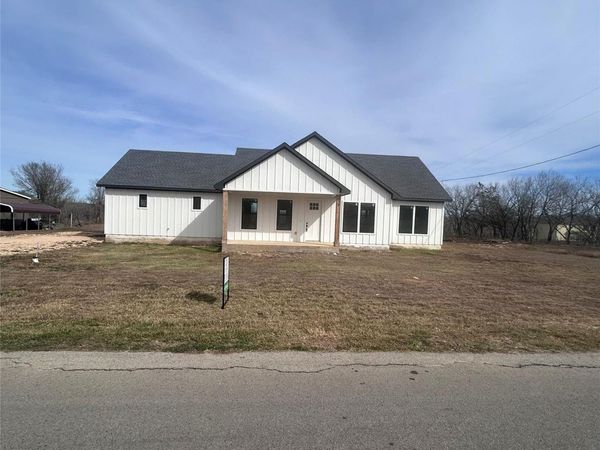 138 Blushing DR, Cedar Creek, TX 78612