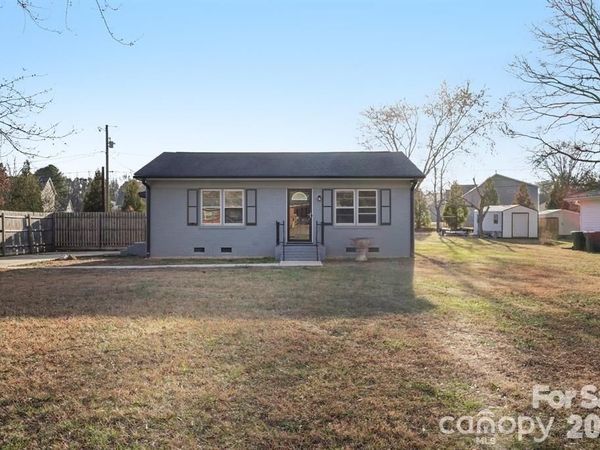 3207 Valleydale Road , Monroe, NC 28110