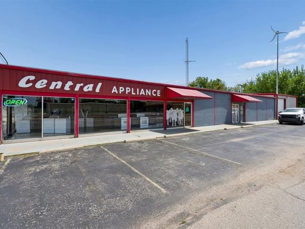 102 E Central Boulevard, Anadarko, OK 73005