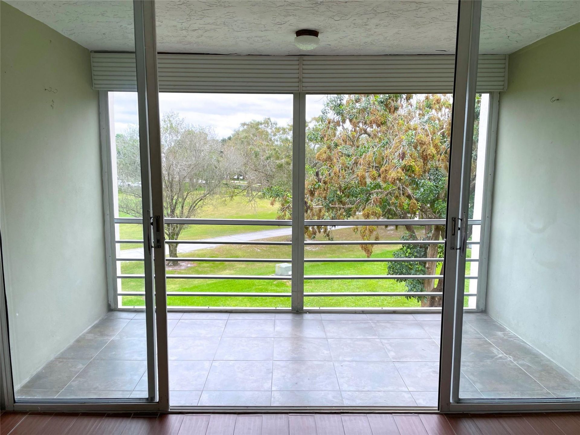 9411 Evergreen Place, Unit 302, Davie, FL 33324 Photo